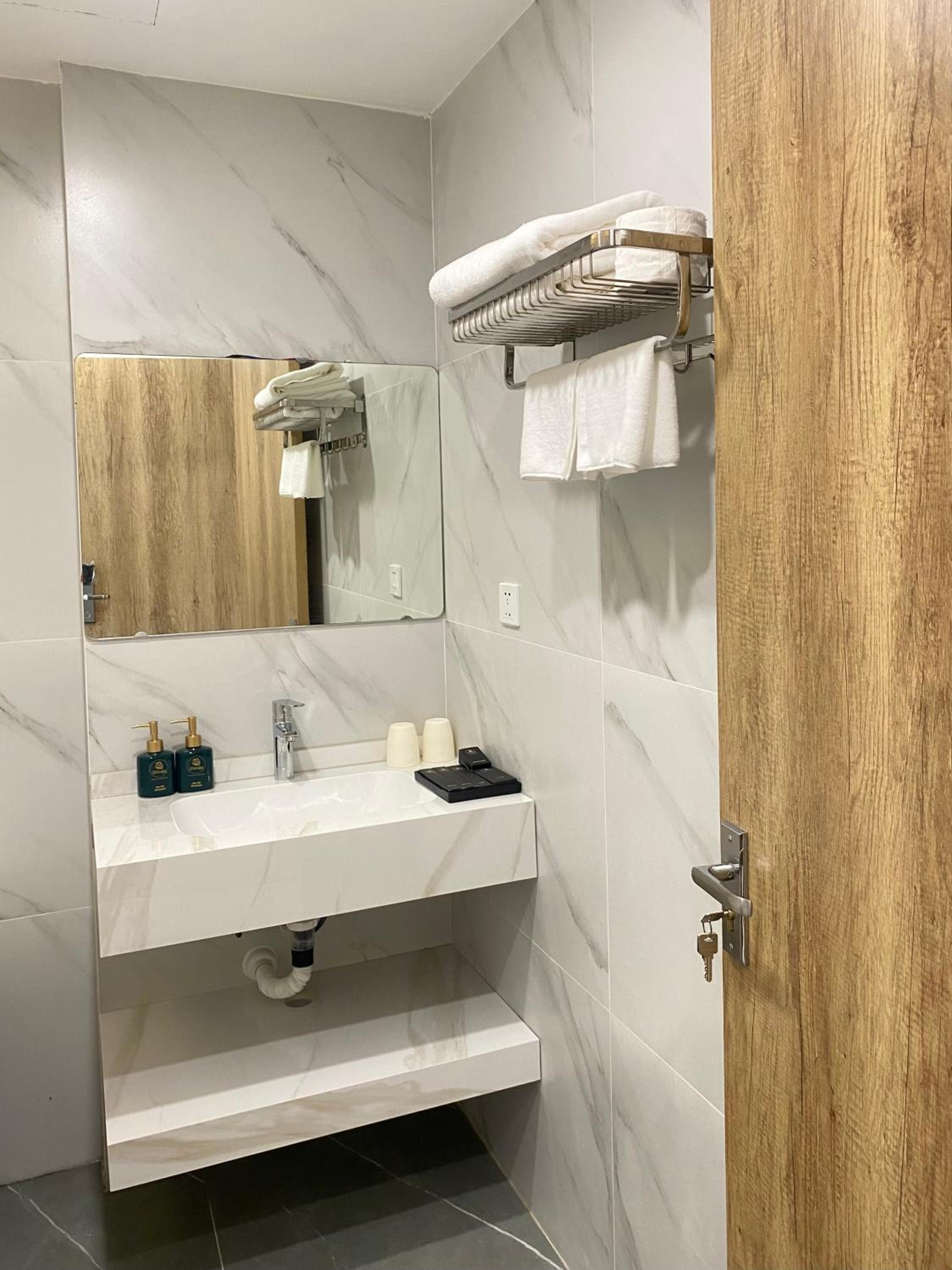 22Housing Luxury Apartment near lotte tower