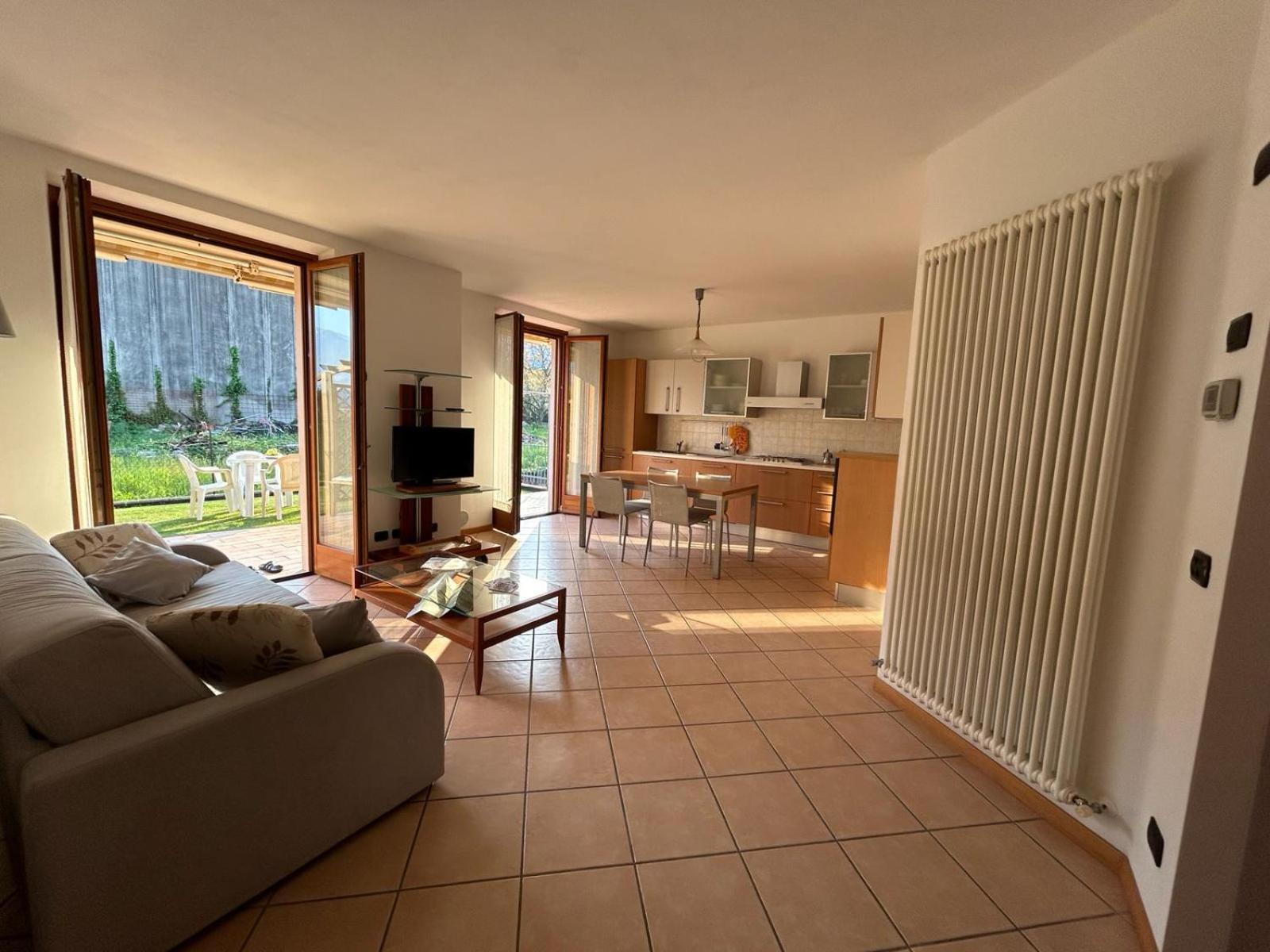 4 Seasons Apartment
