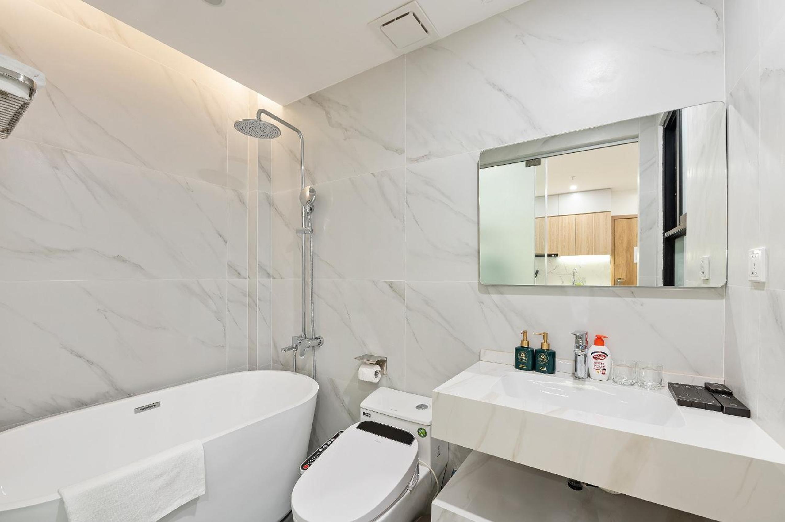 22Housing Luxury Apartment near lotte tower