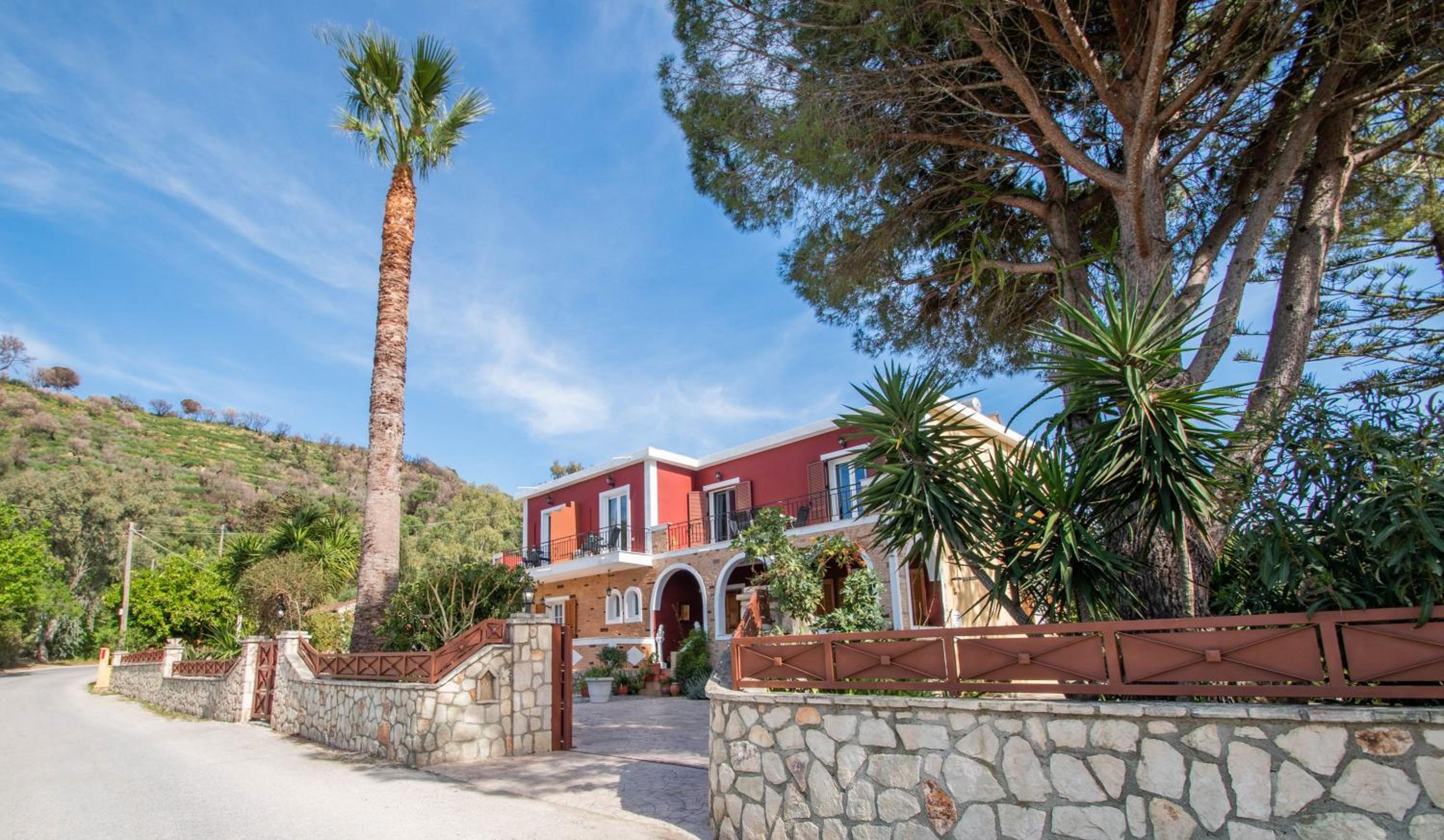 Araucaria Apartments - Close to Tsilivi & Zante Town, by ZanteWize