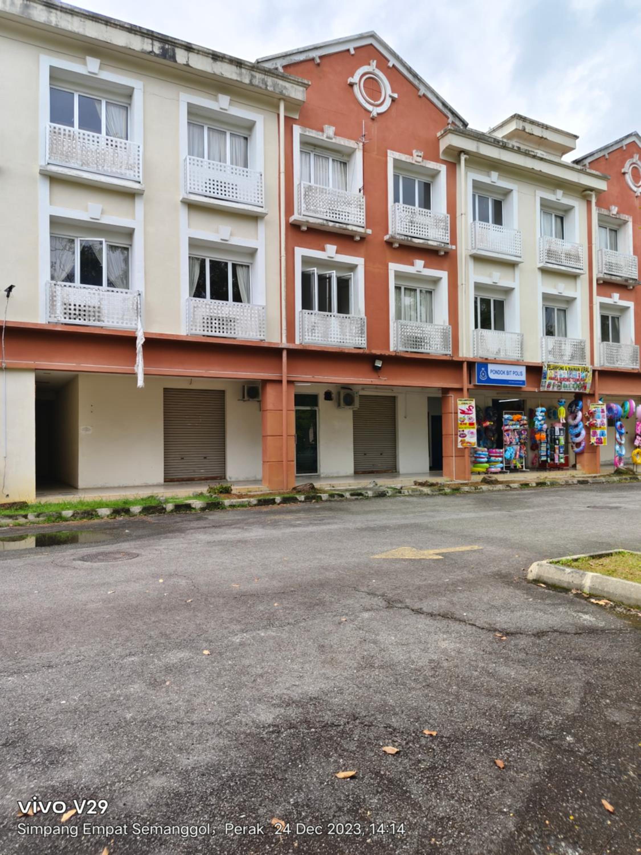 Fontainebleau by Loteloft at Bukit Merah Laketown