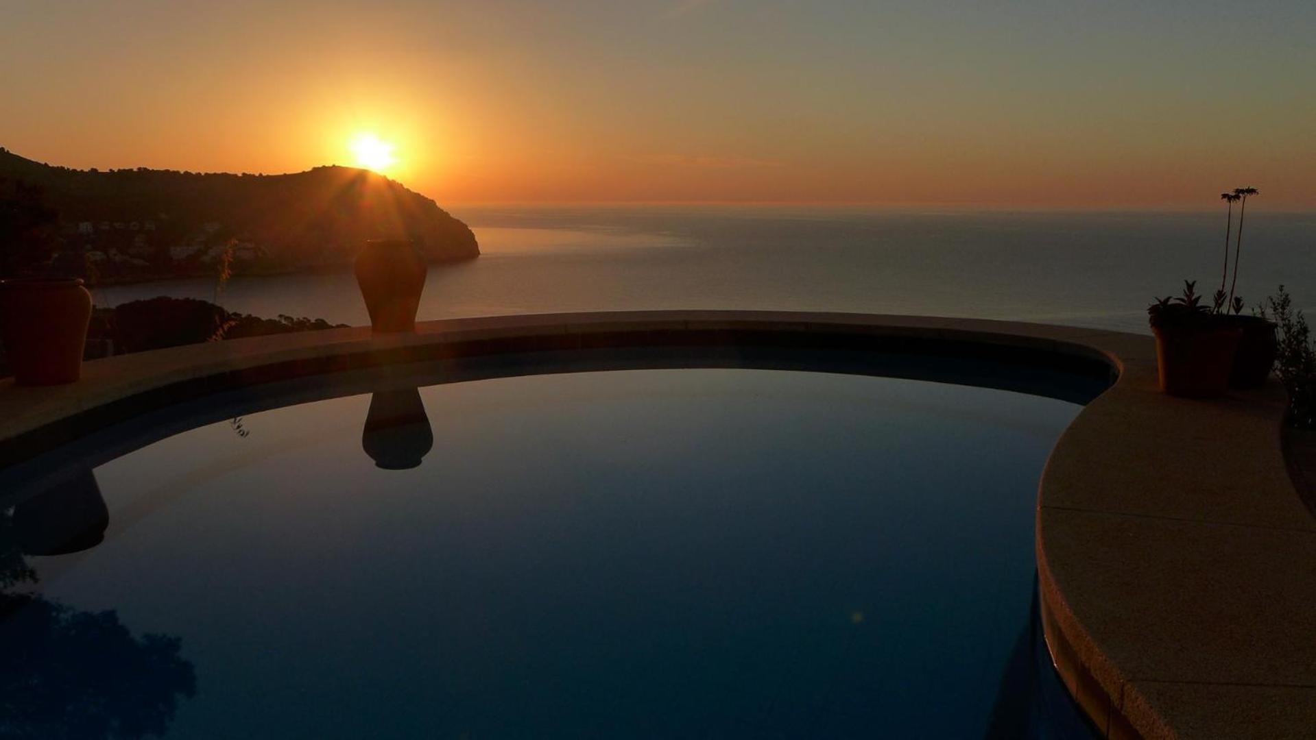 Meervilla Mallorca - Charmantes Ferienhaus mit phantastischem Meerblick in Canyamel view 4