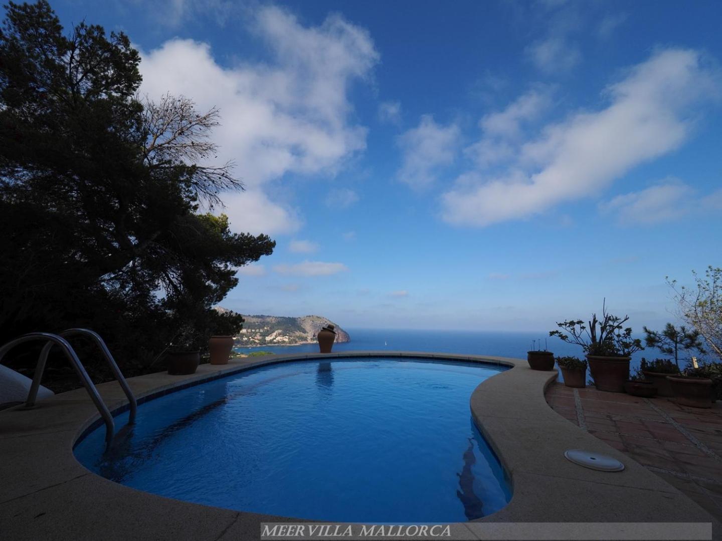 Meervilla Mallorca - Charmantes Ferienhaus mit phantastischem Meerblick in Canyamel view 5