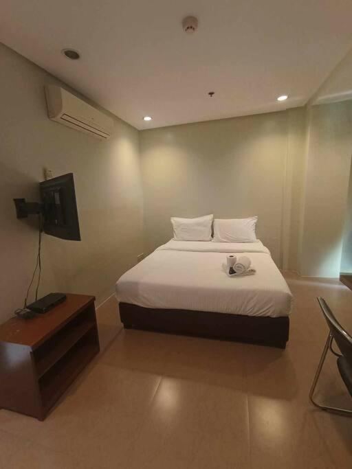Spacious Studio Apartment B506