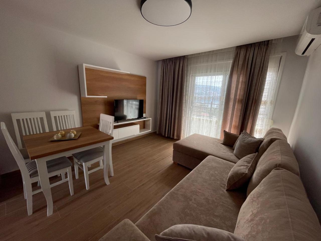 Luxury Apartments in Saranda Center