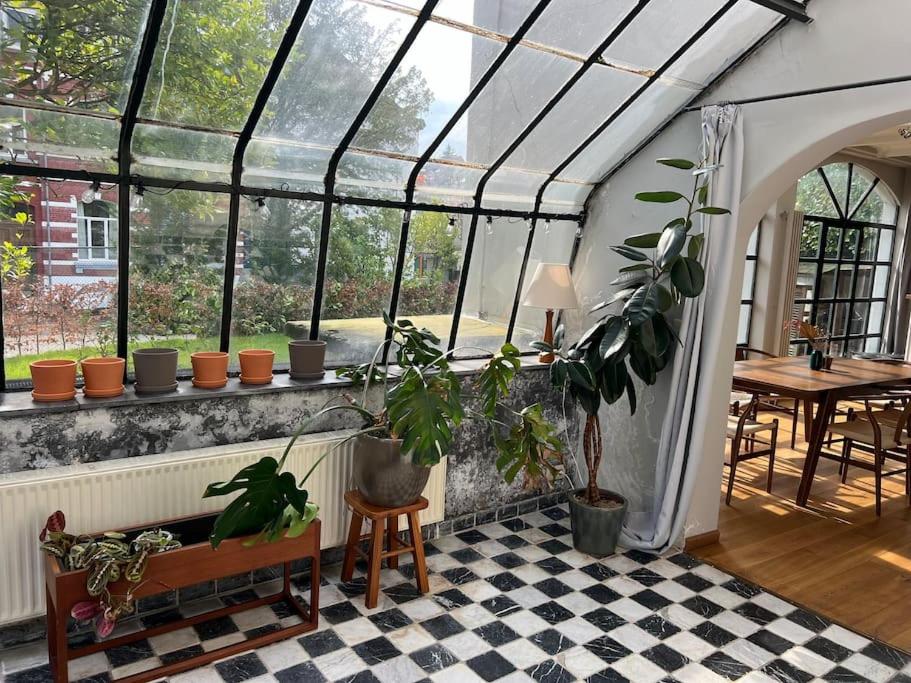 Charmante maison dans un coin de verdure à Boitsfort