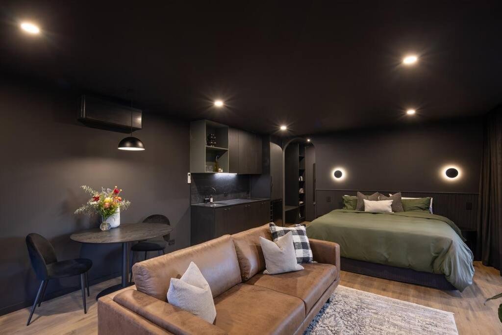 Luxury Vineyard Cabin Escape