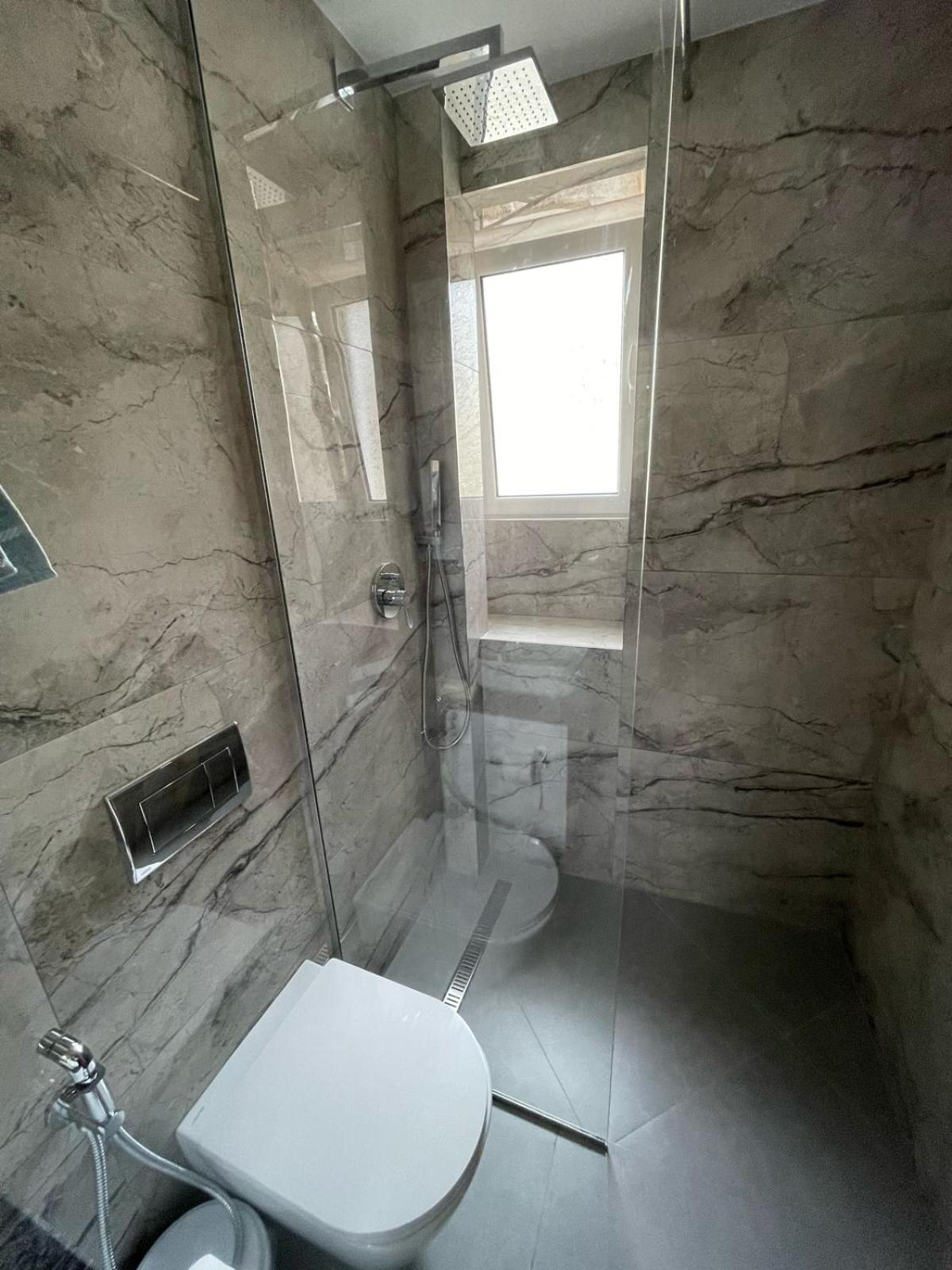 Luxury Apartments in Saranda Center