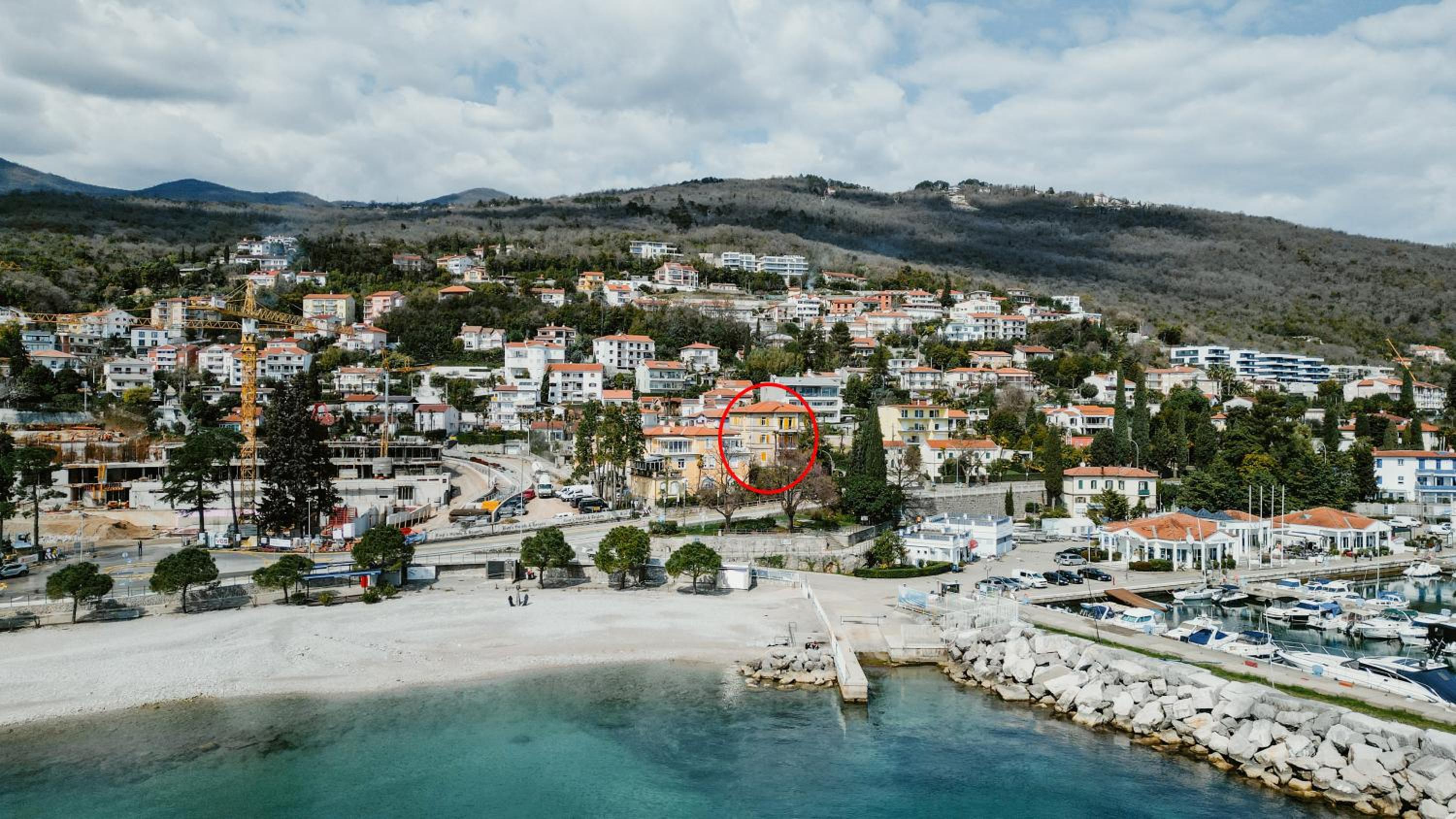 Seafront Apartment Ičići view 4