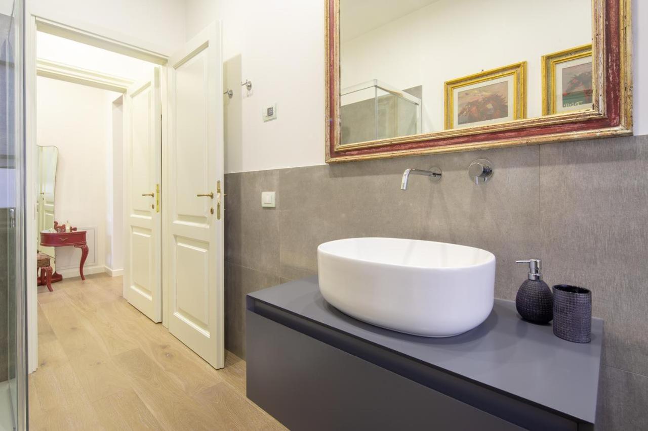 Stunning & Luxurious 1BR apt 1 min walk by Duomo