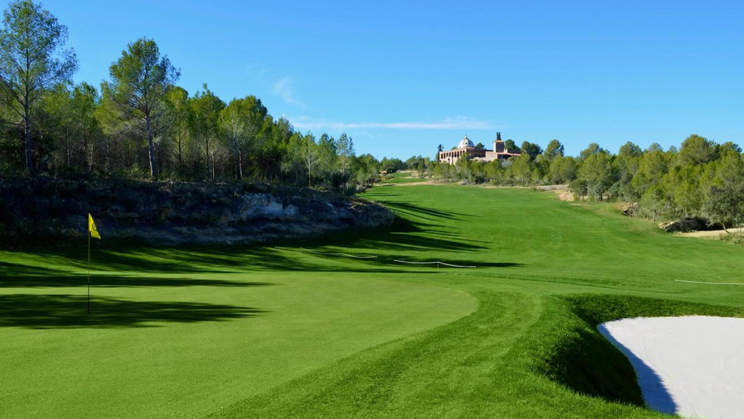 Clauhomes Golf and Sea
