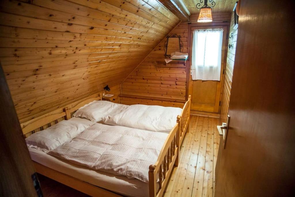 Holiday House Damjana (Hiška Damjana), Ukanc, Bohinjsko jezero view 5