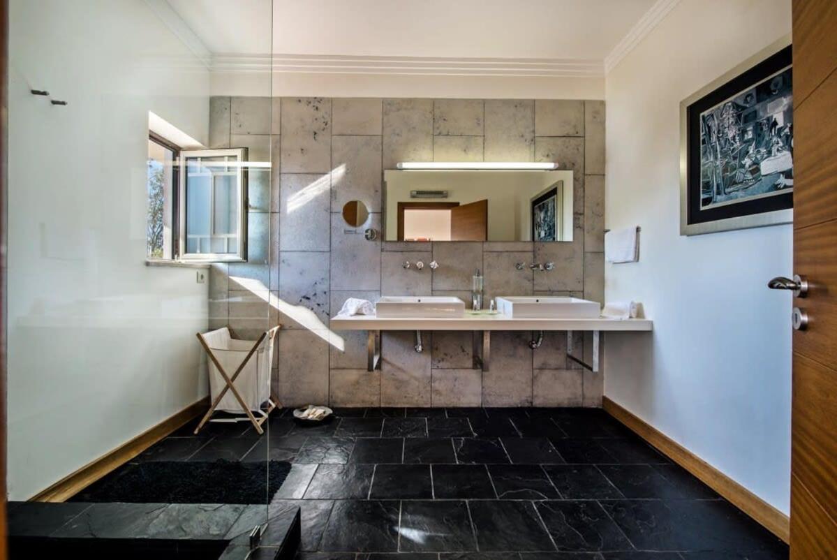 Villa Mauri Luxe - Beautiful beachfront villa