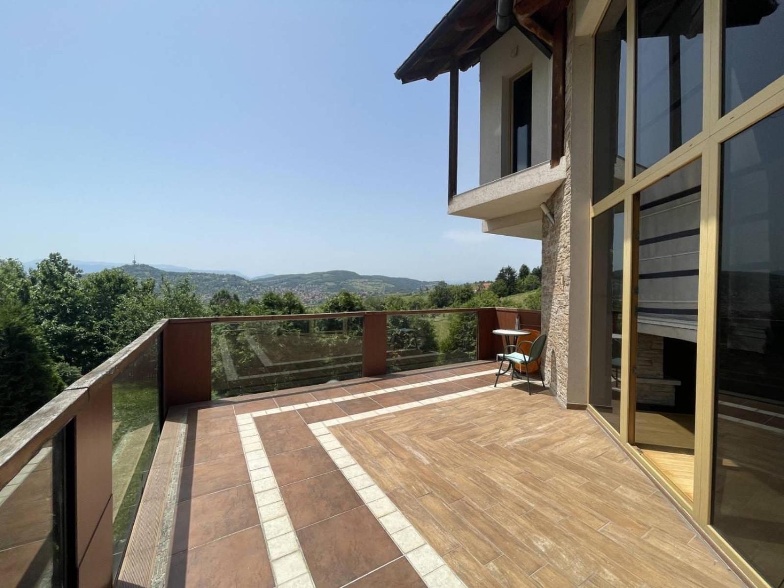 Vila Arno