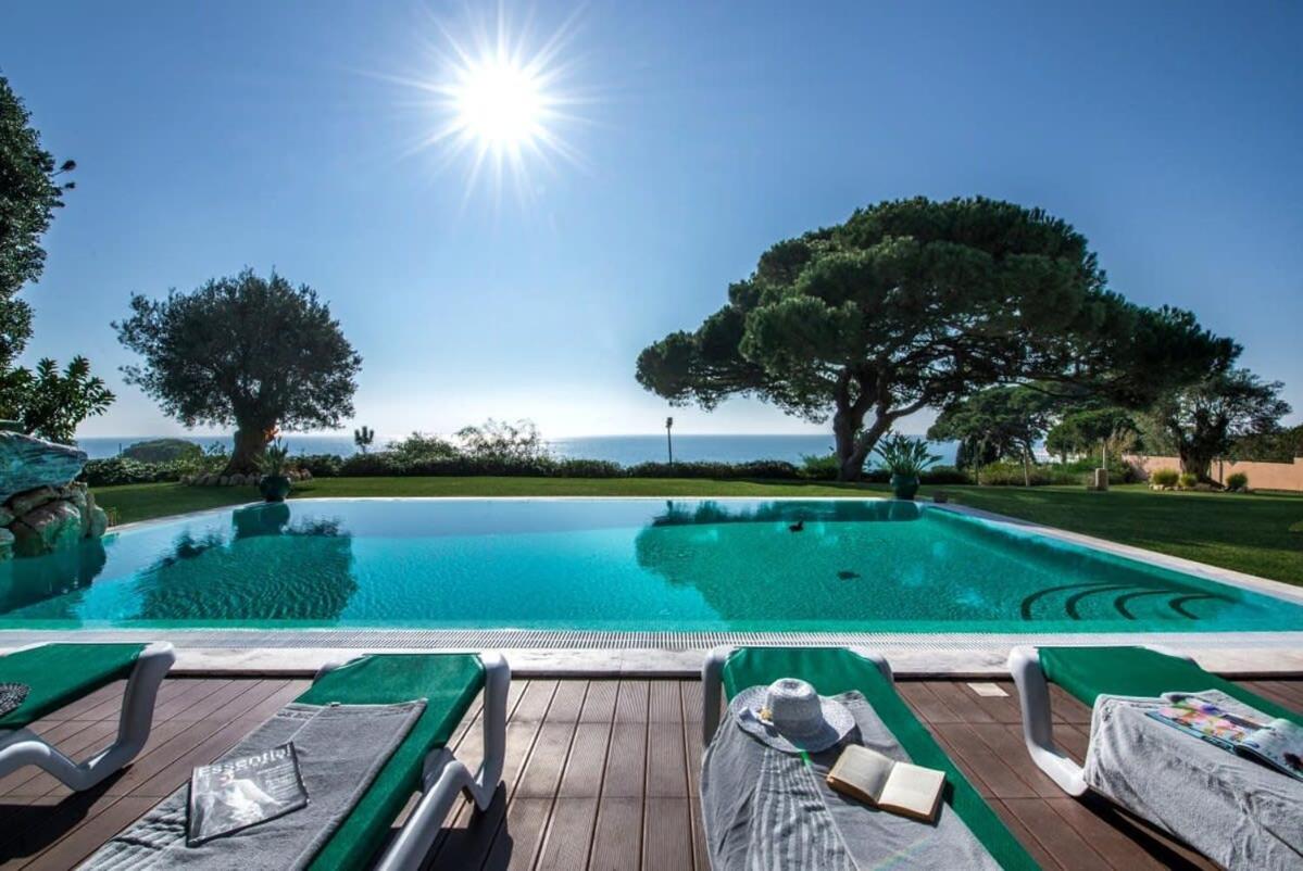 Villa Mauri Luxe - Beautiful beachfront villa
