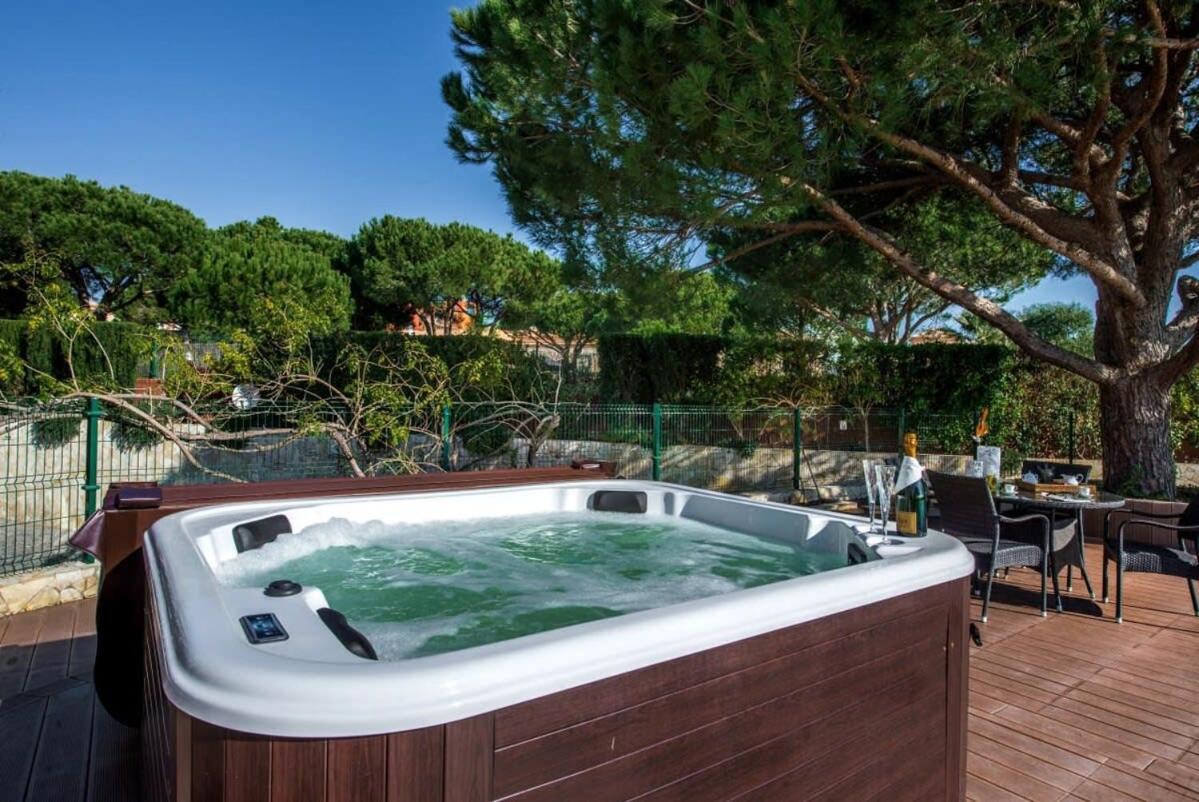 Villa Mauri Luxe - Beautiful beachfront villa