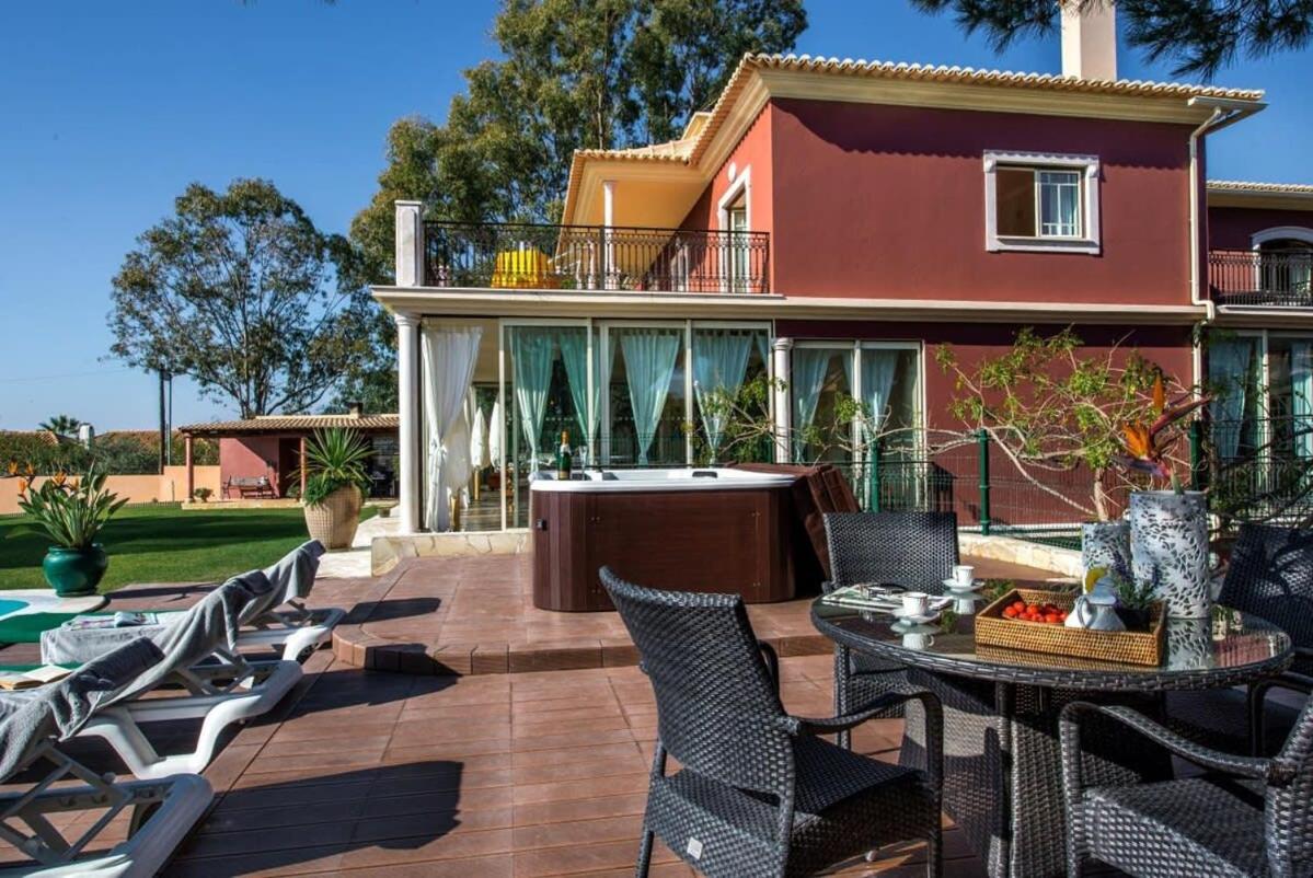 Villa Mauri Luxe - Beautiful beachfront villa
