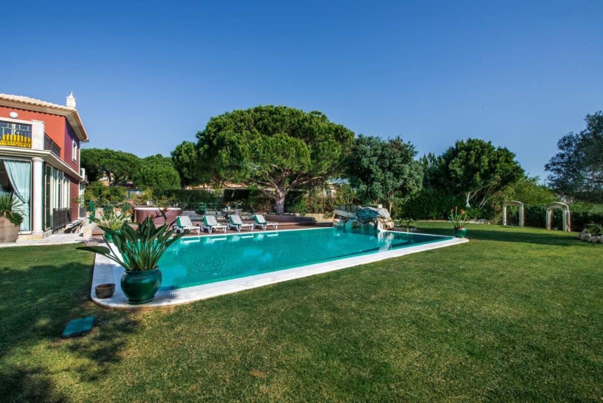Villa Mauri Luxe - Beautiful beachfront villa