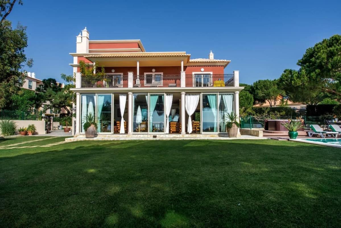 Villa Mauri Luxe - Beautiful beachfront villa