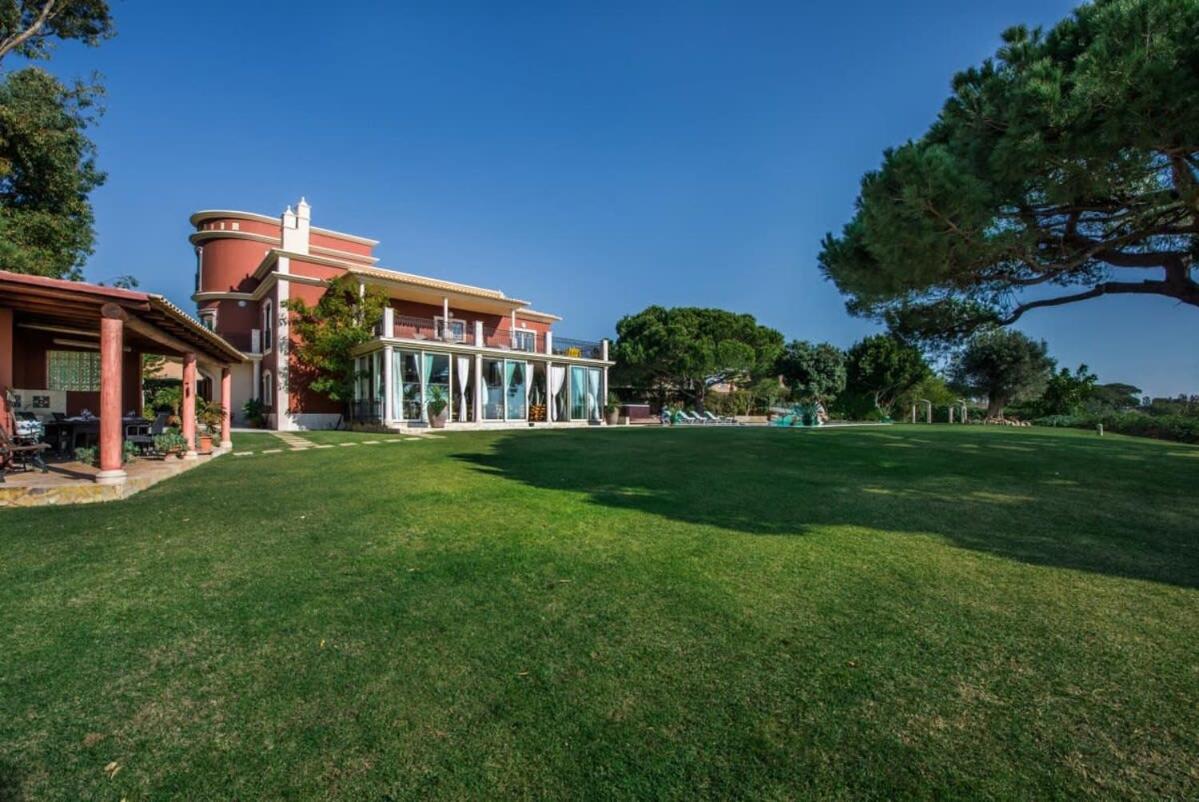 Villa Mauri Luxe - Beautiful beachfront villa