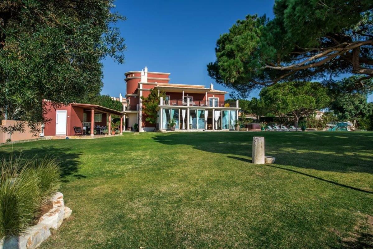 Villa Mauri Luxe - Beautiful beachfront villa