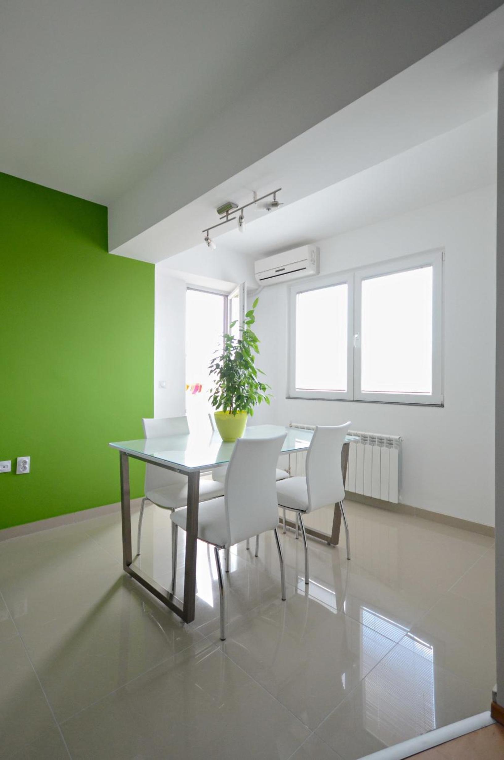 Aries Apartments