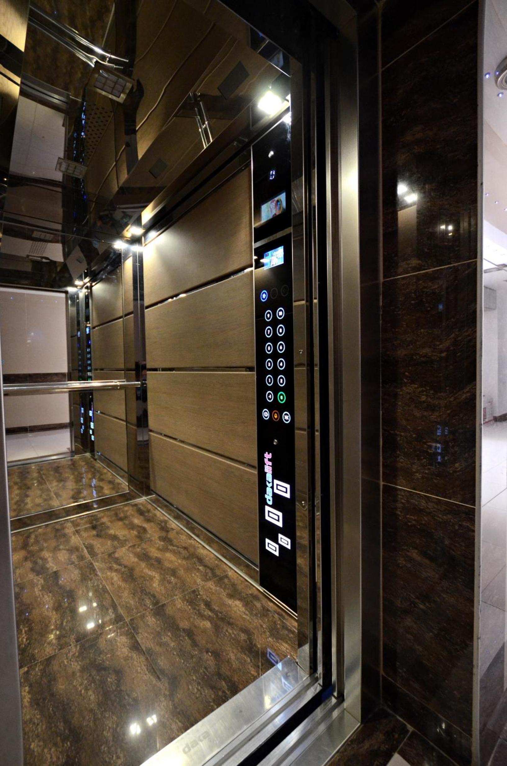Aries Apartments
