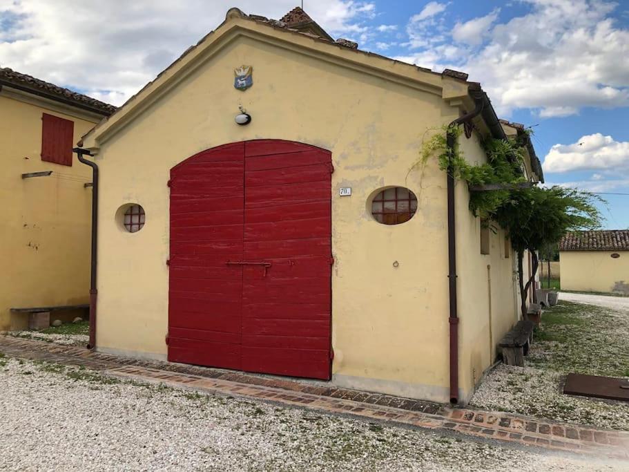 Casa San Pietro, restored farmhouse with pool