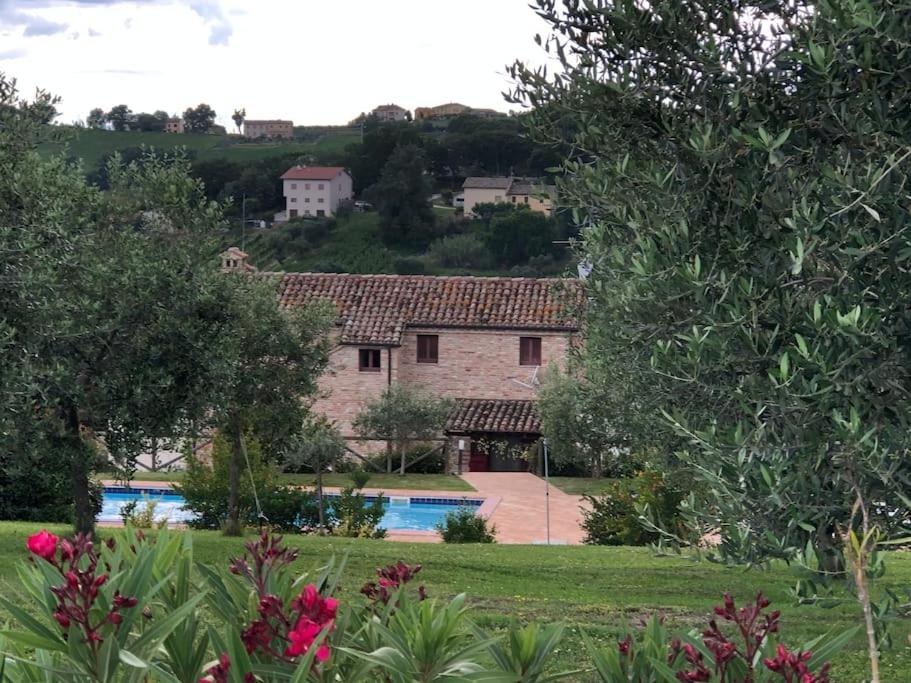 Casa San Pietro, restored farmhouse with pool
