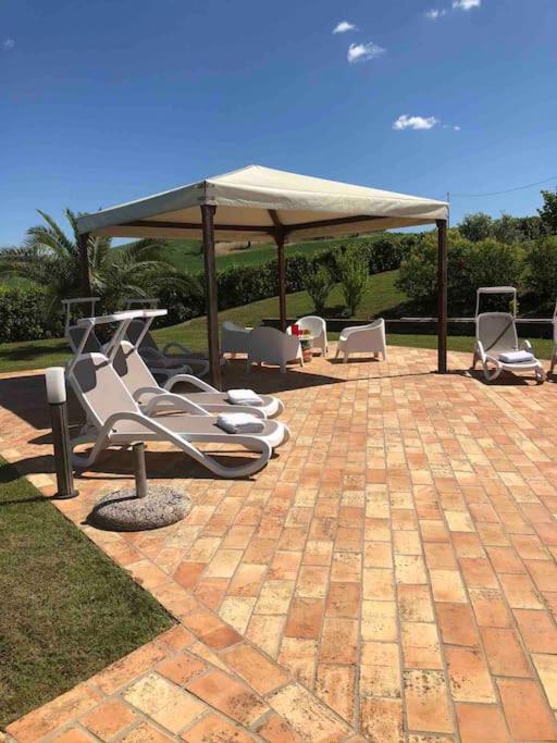 Casa San Pietro, restored farmhouse with pool
