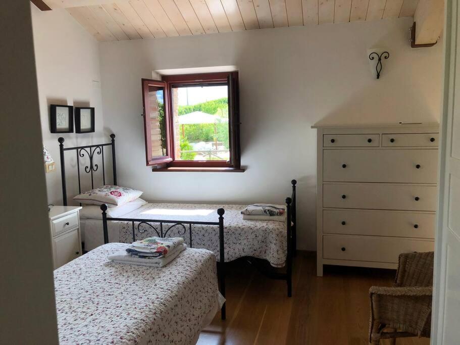Casa San Pietro, restored farmhouse with pool