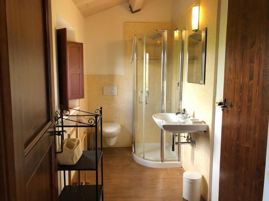 Casa San Pietro, restored farmhouse with pool