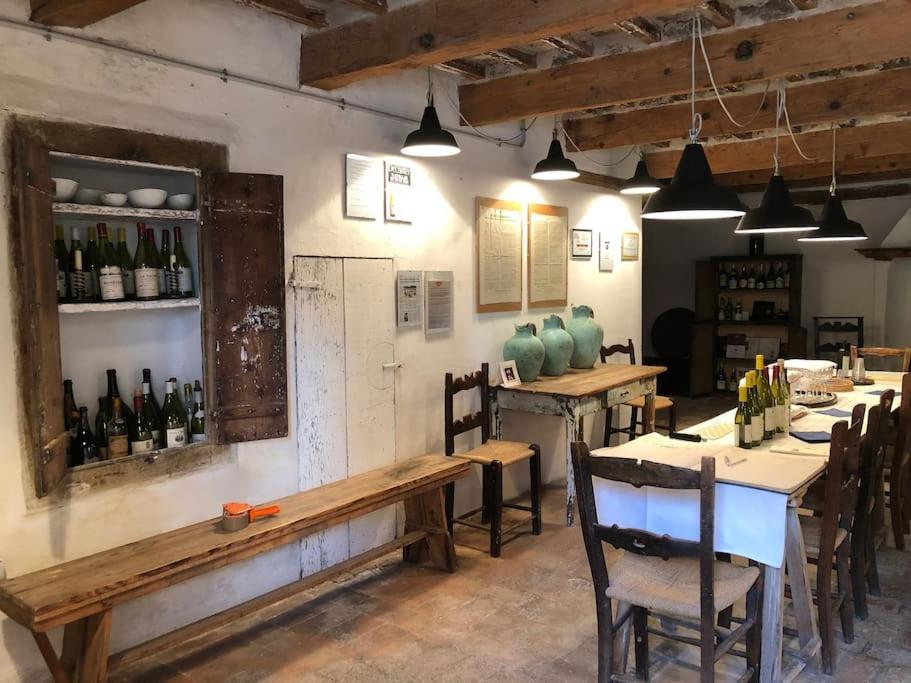 Casa San Pietro, restored farmhouse with pool