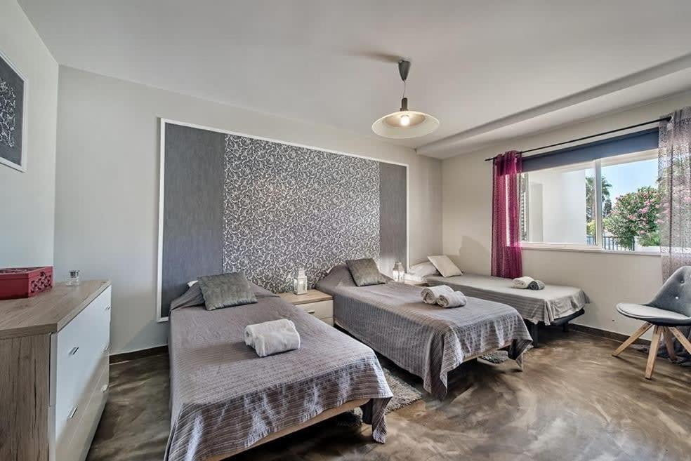Villa Almanda - Spacious villa perfectly located between Albufeira Marina and the Old Town