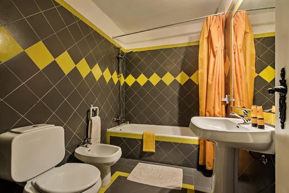 Villa Almanda - Spacious villa perfectly located between Albufeira Marina and the Old Town