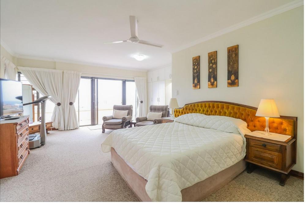 17 Villa Leadwood view 3