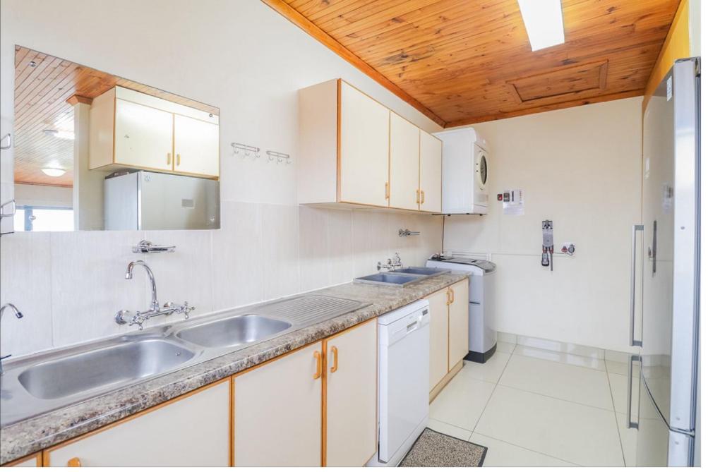 17 Villa Leadwood view 4