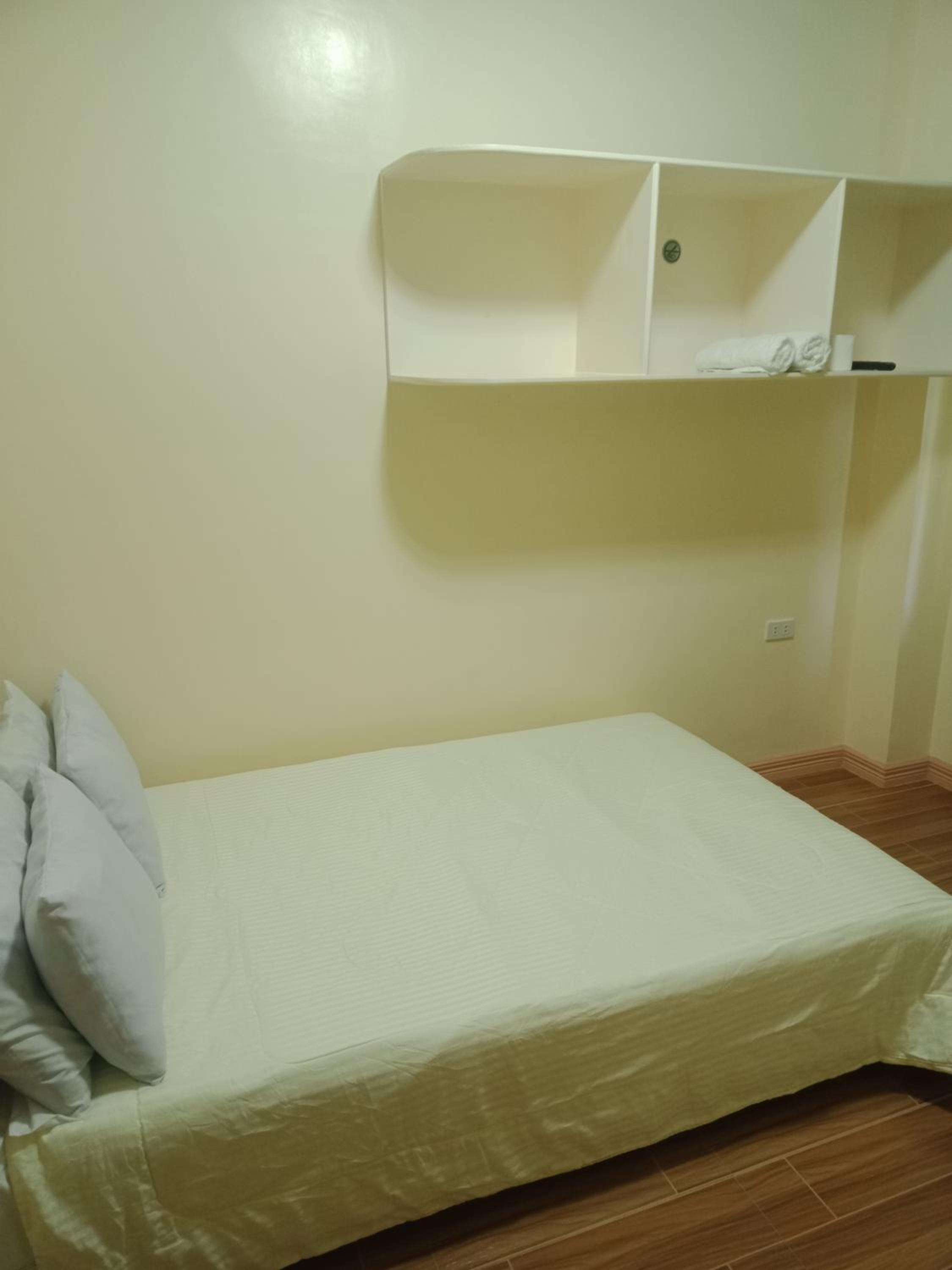 bucana traveler's inn view 4