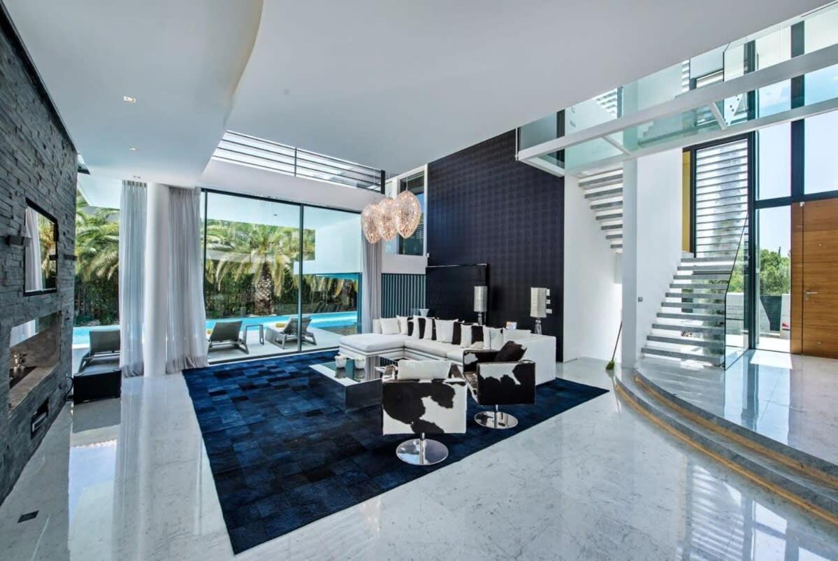 Villa Orla Deluxe Luxury Villa with geo-thermal swimming pool view 5