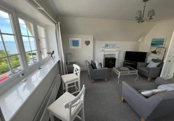 The Upper Deck - Fantastic sea views view 4