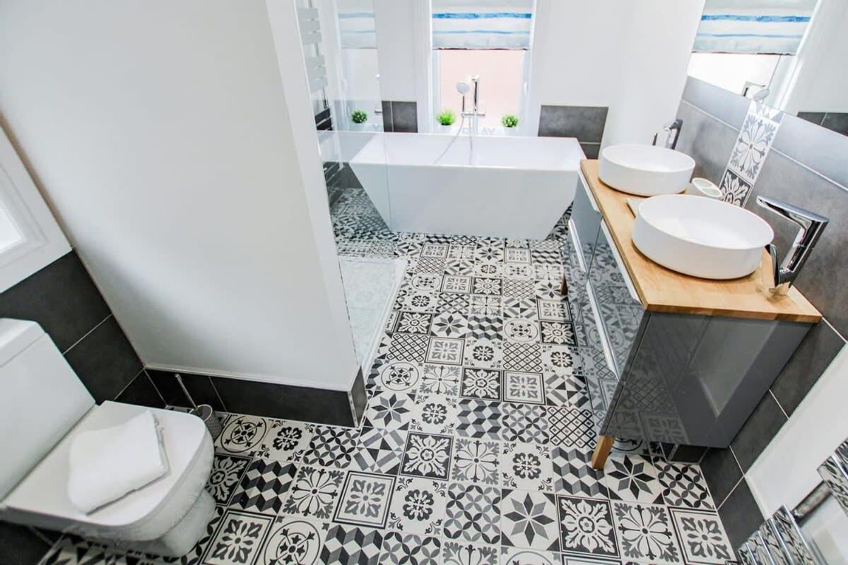 Rydal House - central location and stylish interiors