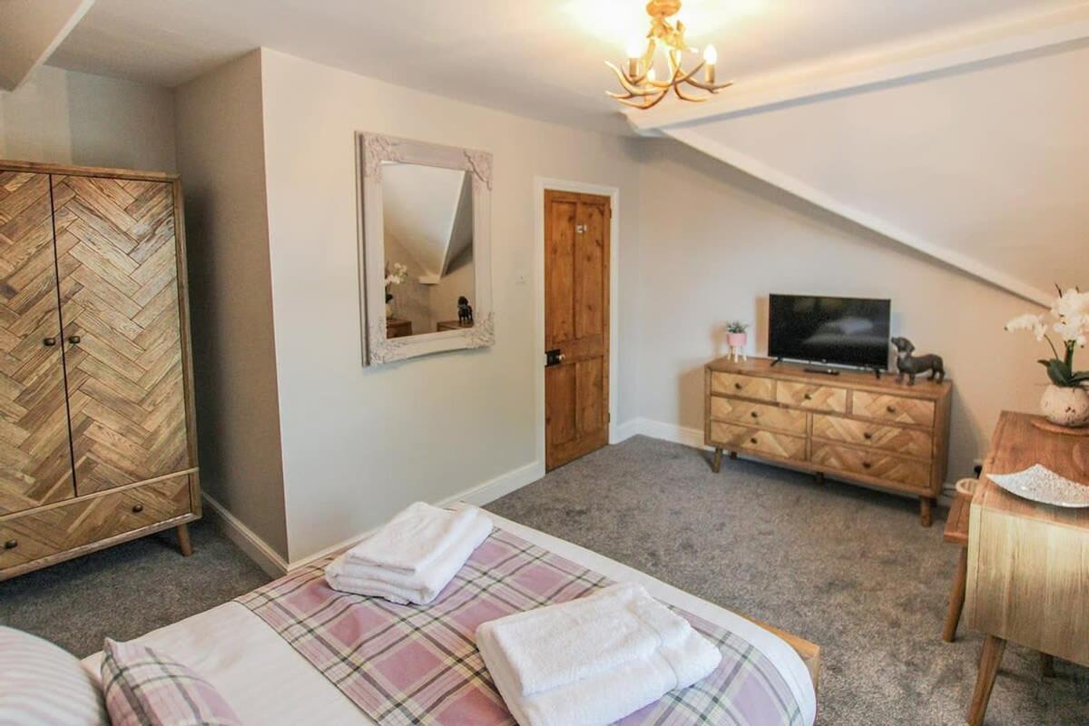 Rydal House - central location and stylish interiors