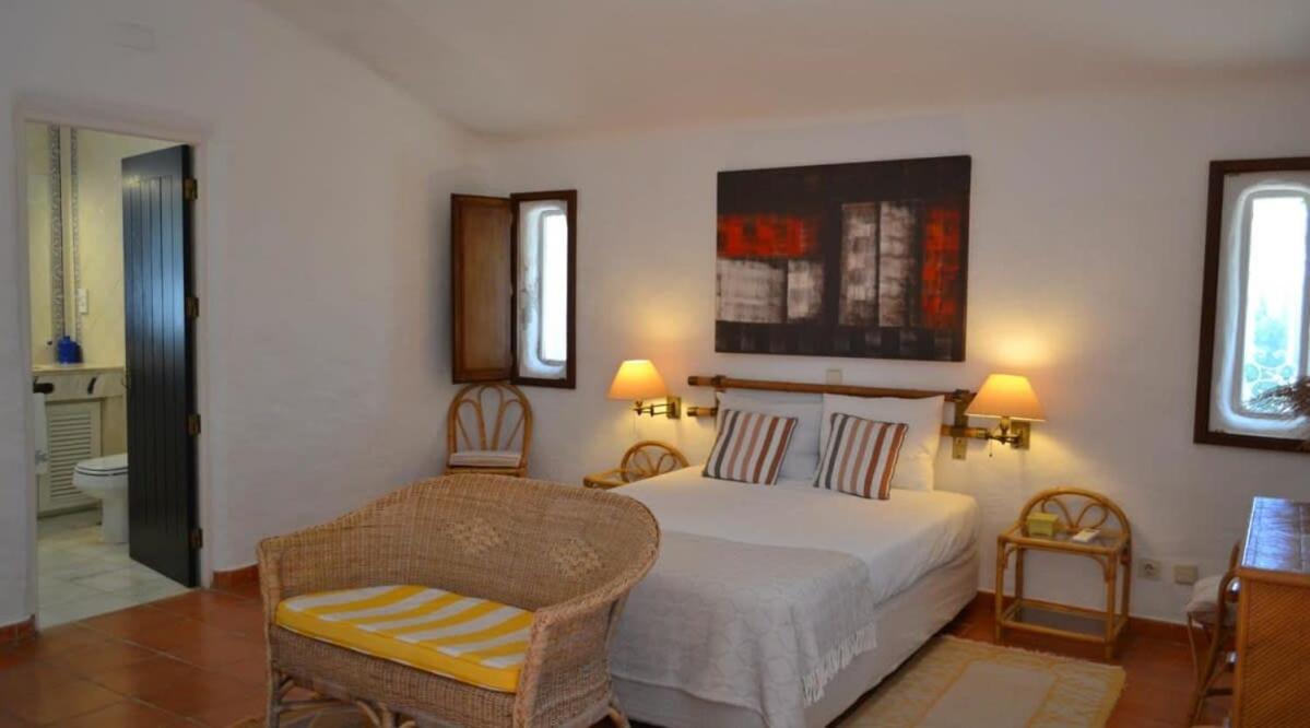 Villa Pinhal- Beautiful Villa located in quiet area