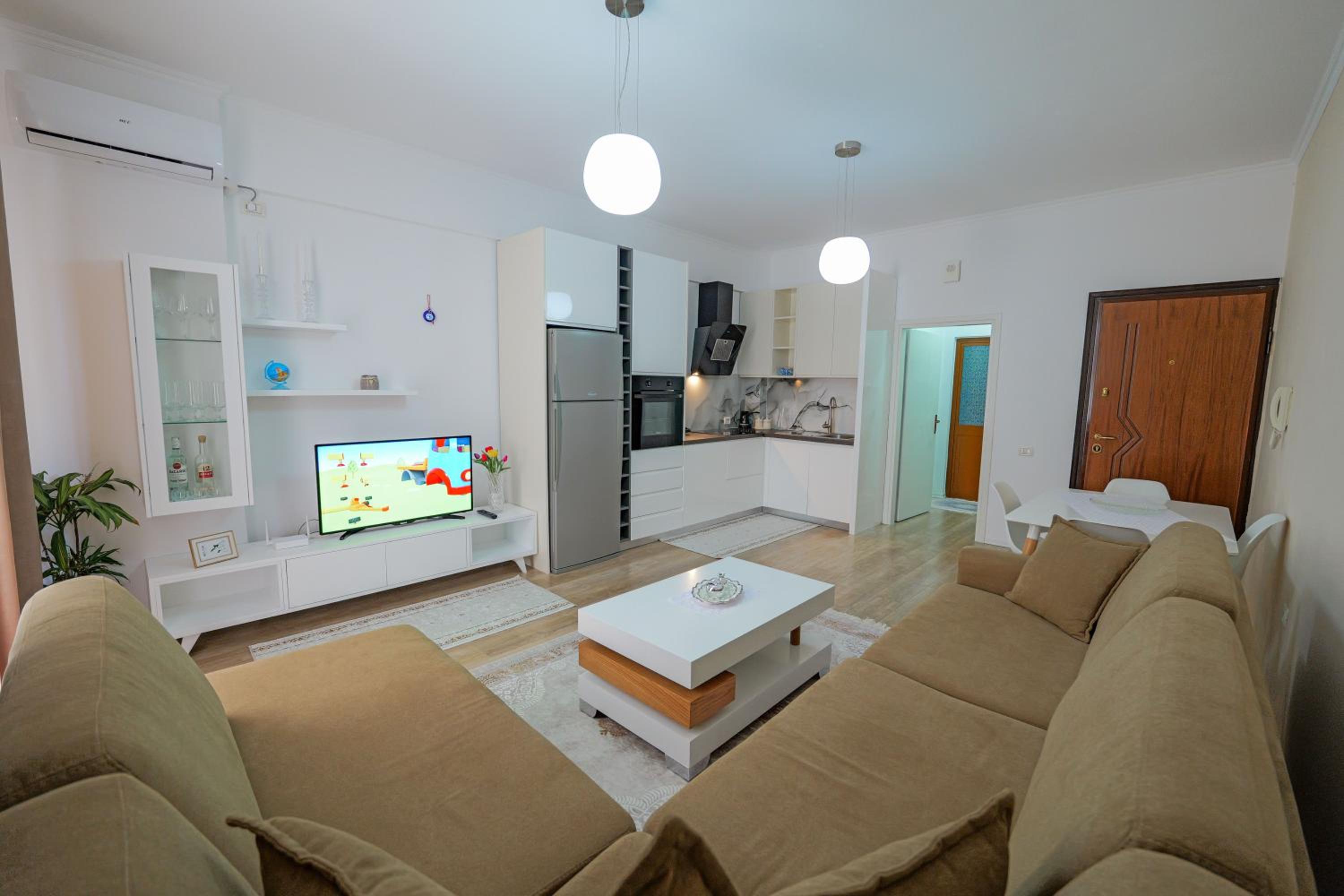 Emiljano Apartment