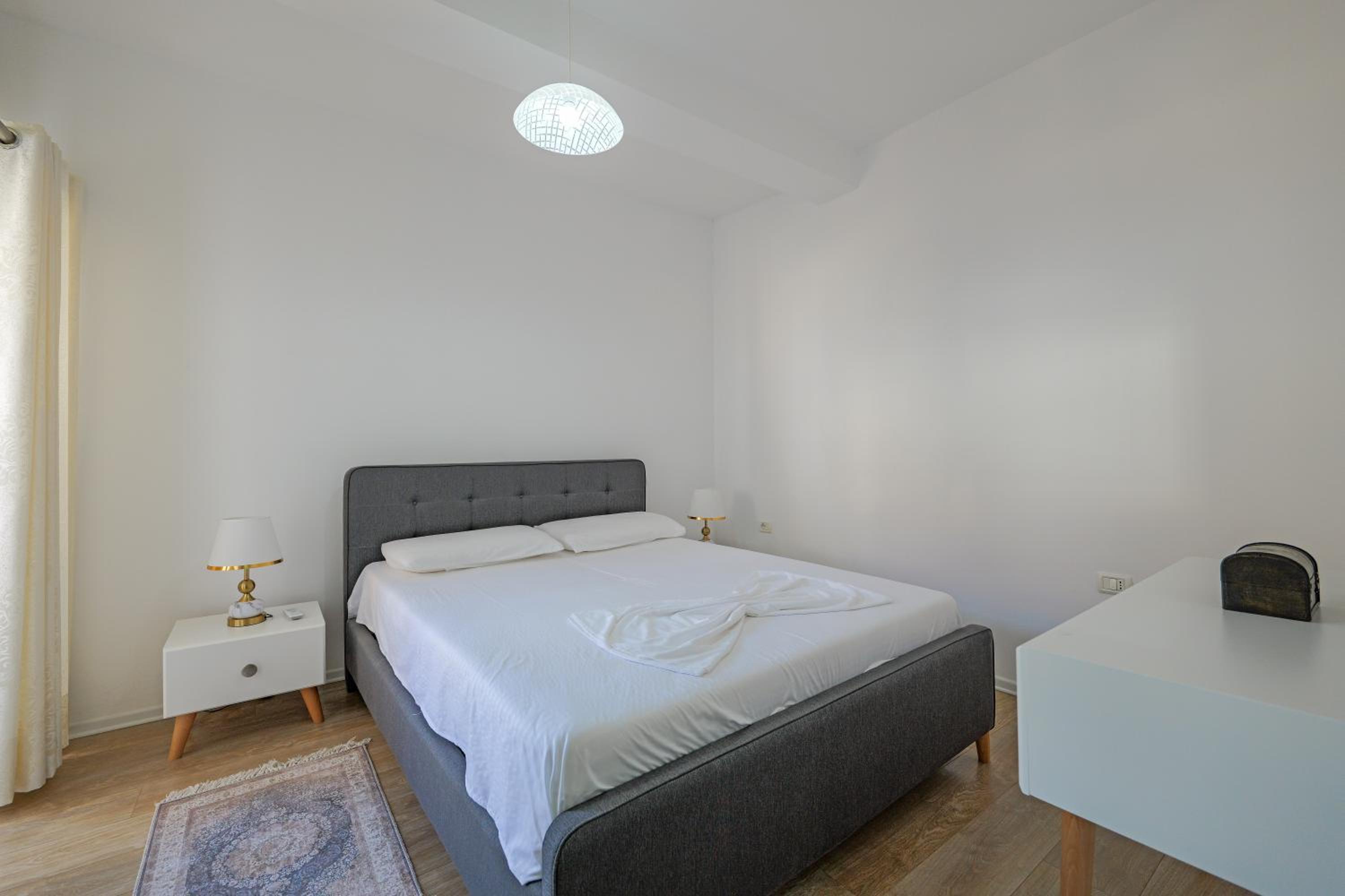 Emiljano Apartment
