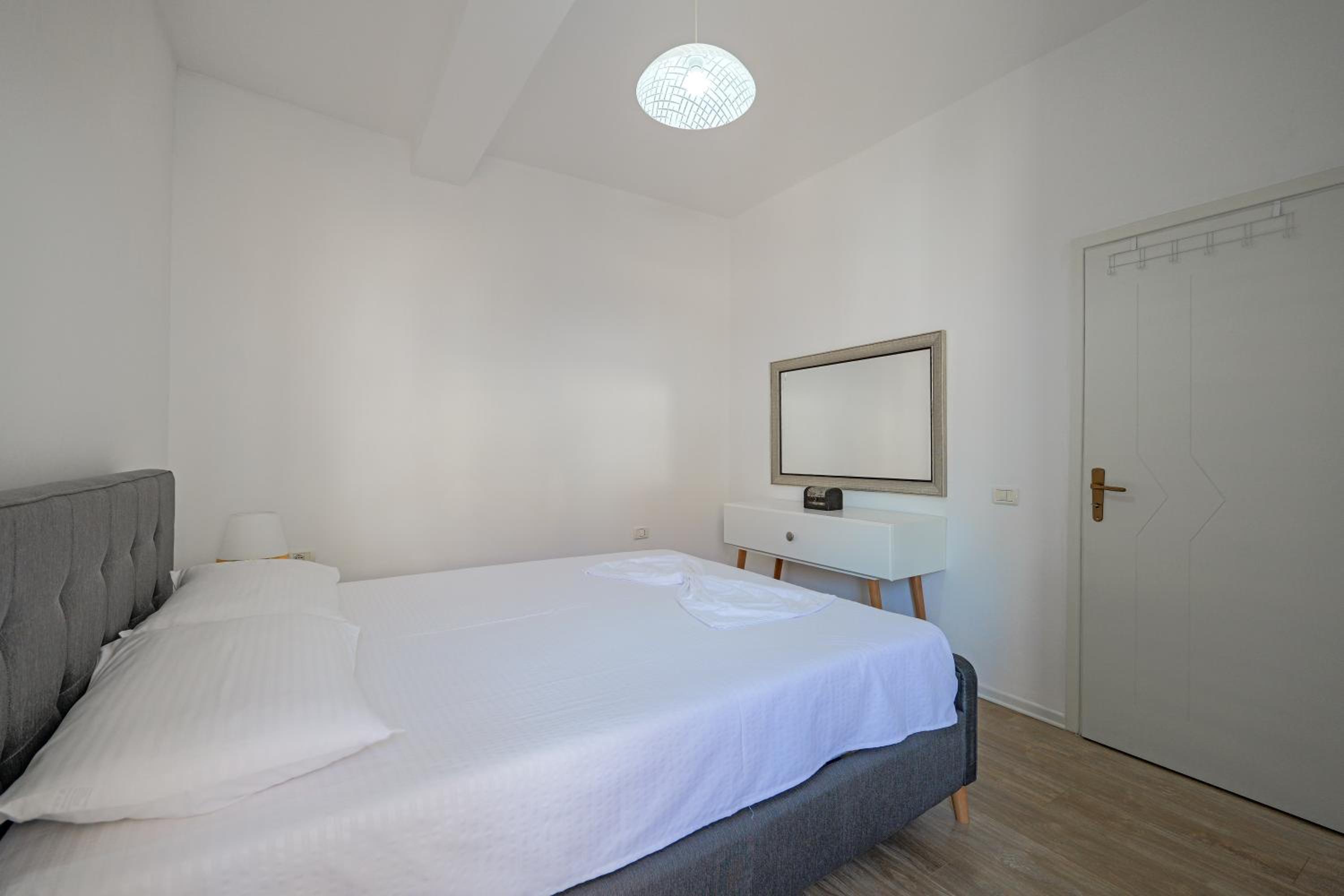 Emiljano Apartment