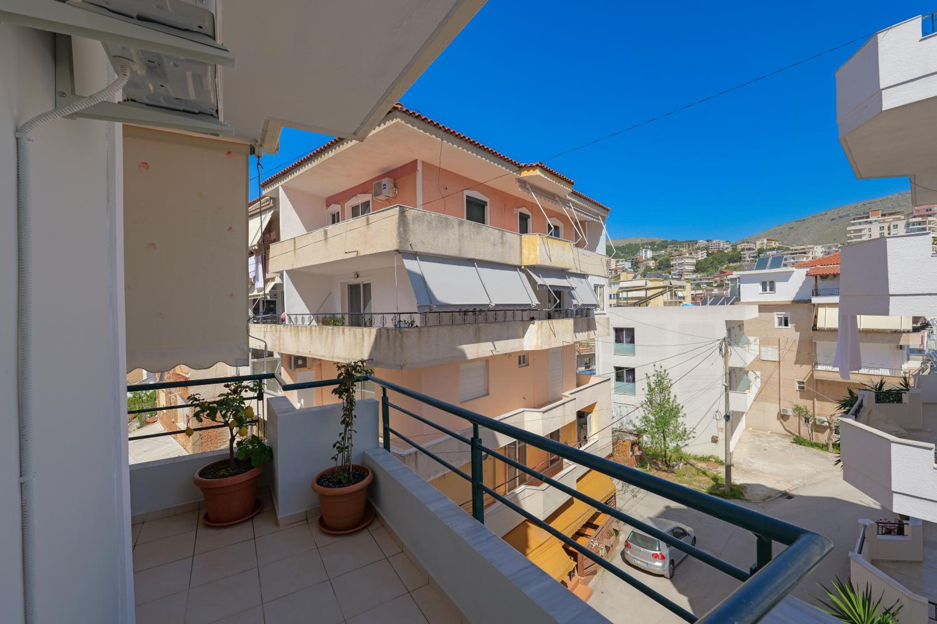 Emiljano Apartment