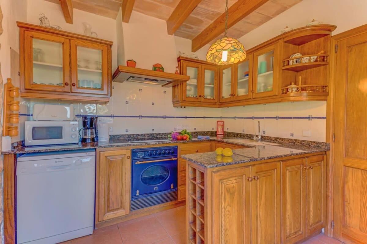Villa Roma - spacious villa with panoramic views view 2