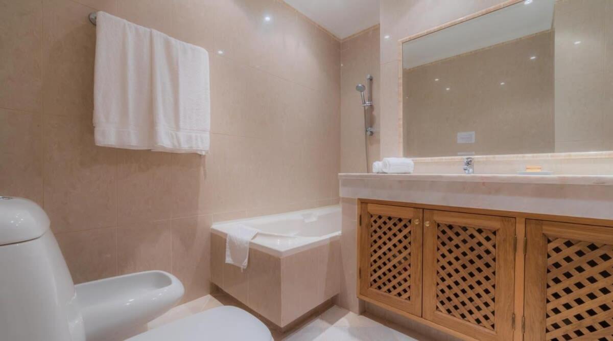 Almancil Vacations - Villa Tulipa - luxury golfing resorts - Property Image 2