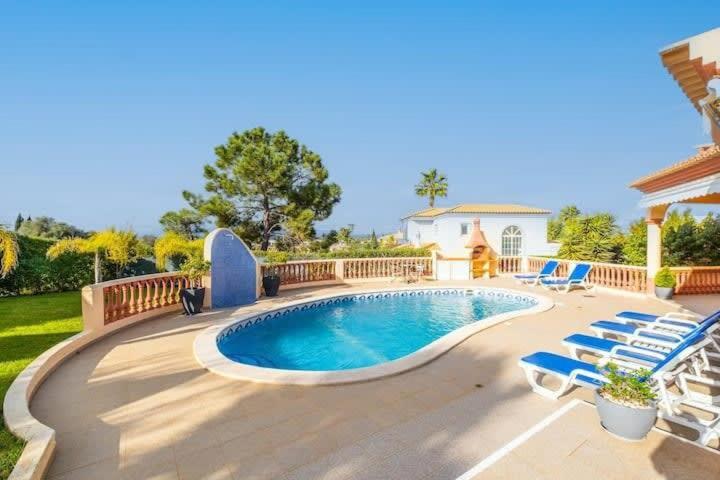 Casa Bella Vista - Fantastic spacious villa with beautiful views views of the Algarvian mountains, Monchique